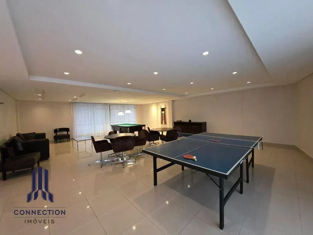 Furnished 2-bedroom apartment with open-plan gas kitchen — photo 23