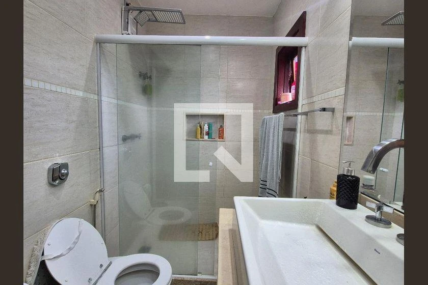House for rent with 4 bedrooms and a glass balcony — photo 13