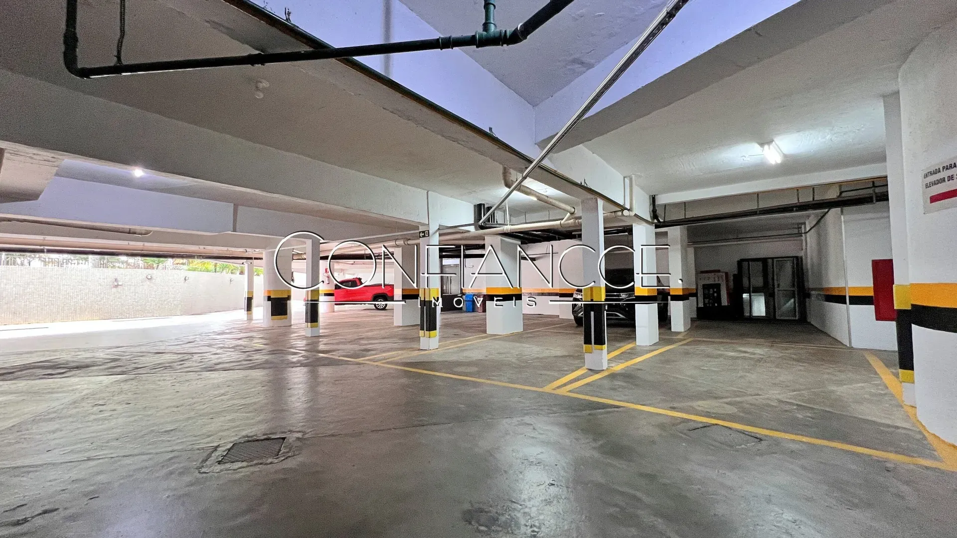 Apartamento de 463 m² con 3 suites y 4 plazas — photo 49