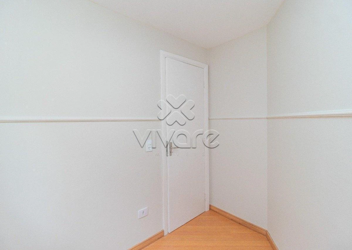 Apartment, 33 m², with a glass-enclosed balcony — photo 9