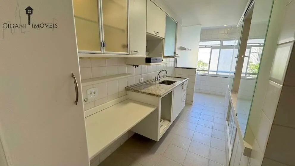 2-bedroom apartment with 3 bathrooms and 1 parking space — photo 2