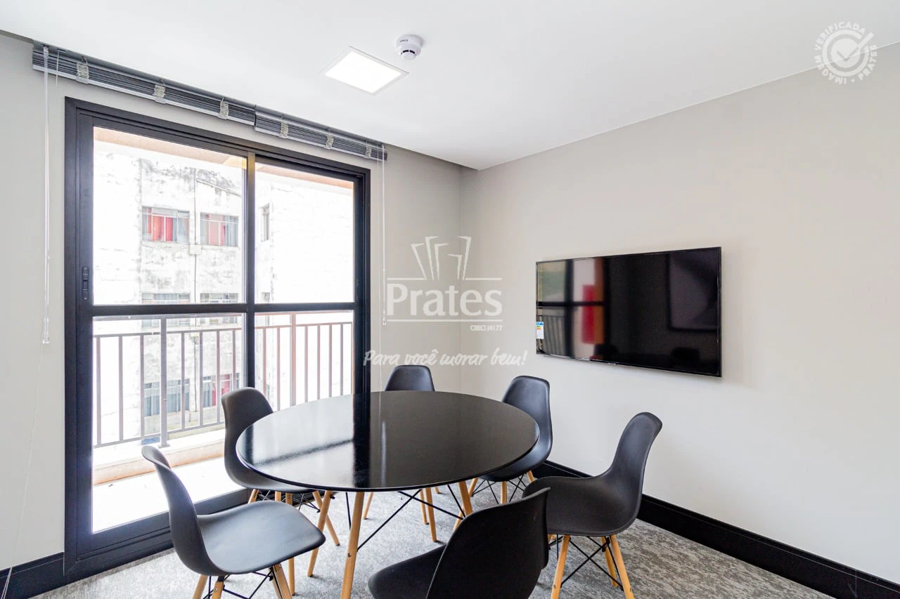One-bedroom apartment with a washing machine in Curitiba — photo 9