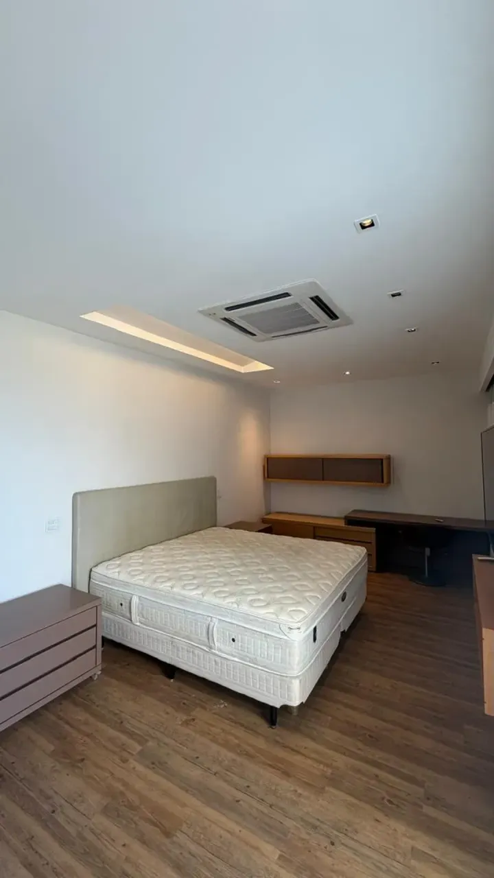 Furnished apartment with 5 bedrooms and open-plan kitchen — photo 8