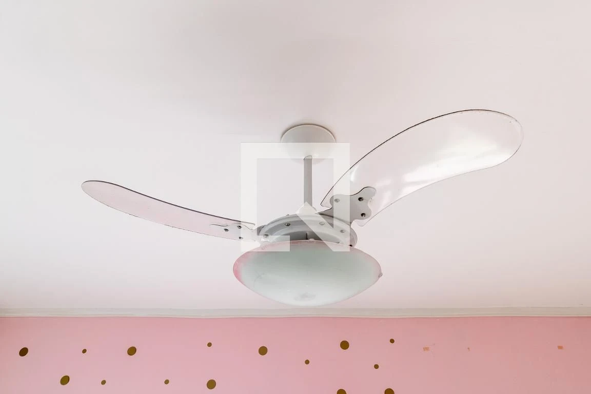 Деревянный пол или ламинат и 2 спальни: квартира 44 м² — photo 40