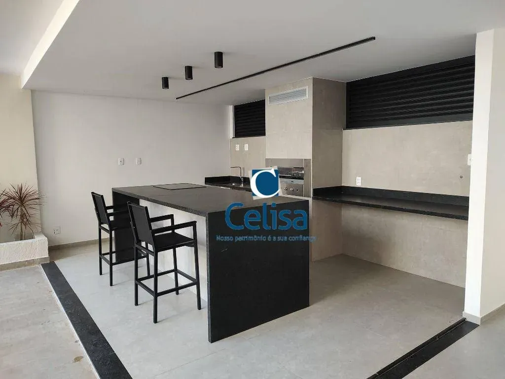 Furnished 294 m² apartment with a balcony grill — photo 22
