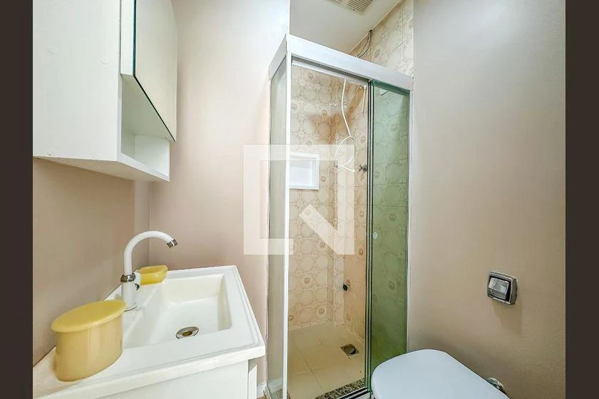 Furnished studio, 30 m² — photo 23