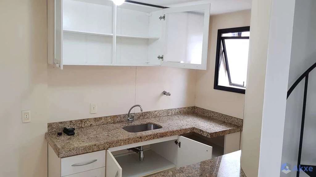 Apartment with 2 bedrooms and private BBQ area — photo 2