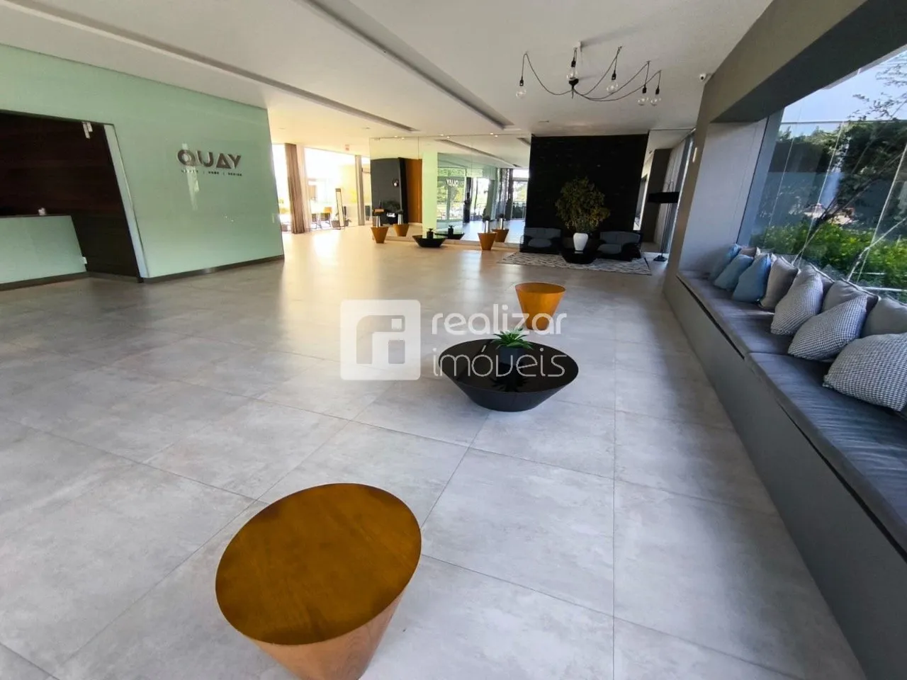 Furnished 3rd-floor apartment with 2 en-suites 170 m² — photo 4