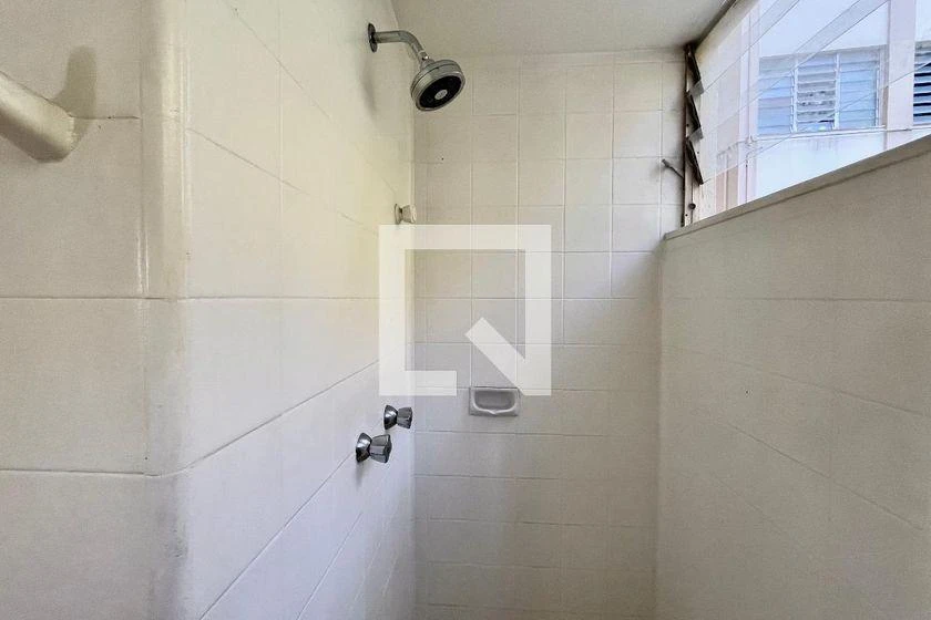 Apartamento de 2 quartos com cozinha fechada — photo 36