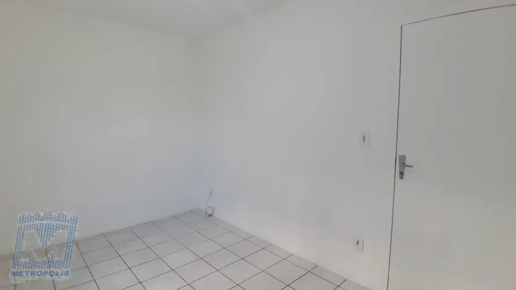 2-bedroom apartment with a closed kitchen and gas stove — photo 18