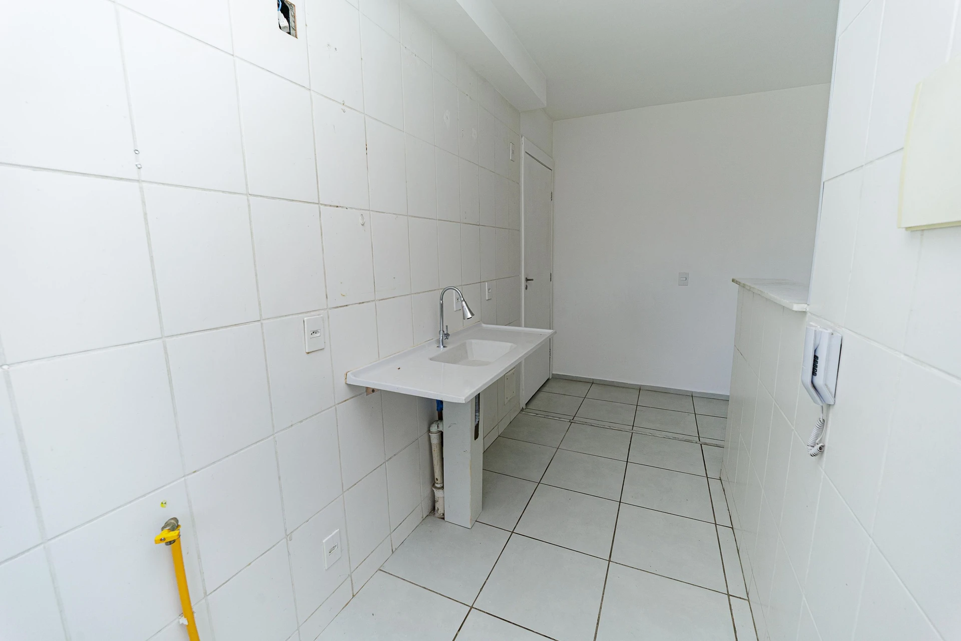 Apartamento de 2 quartos em condomínio com piscina — photo 7
