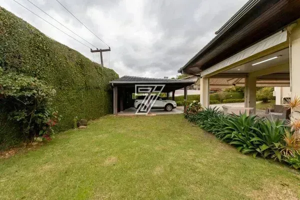 Furnished house with 3 bedrooms and 5 bathrooms — photo 43