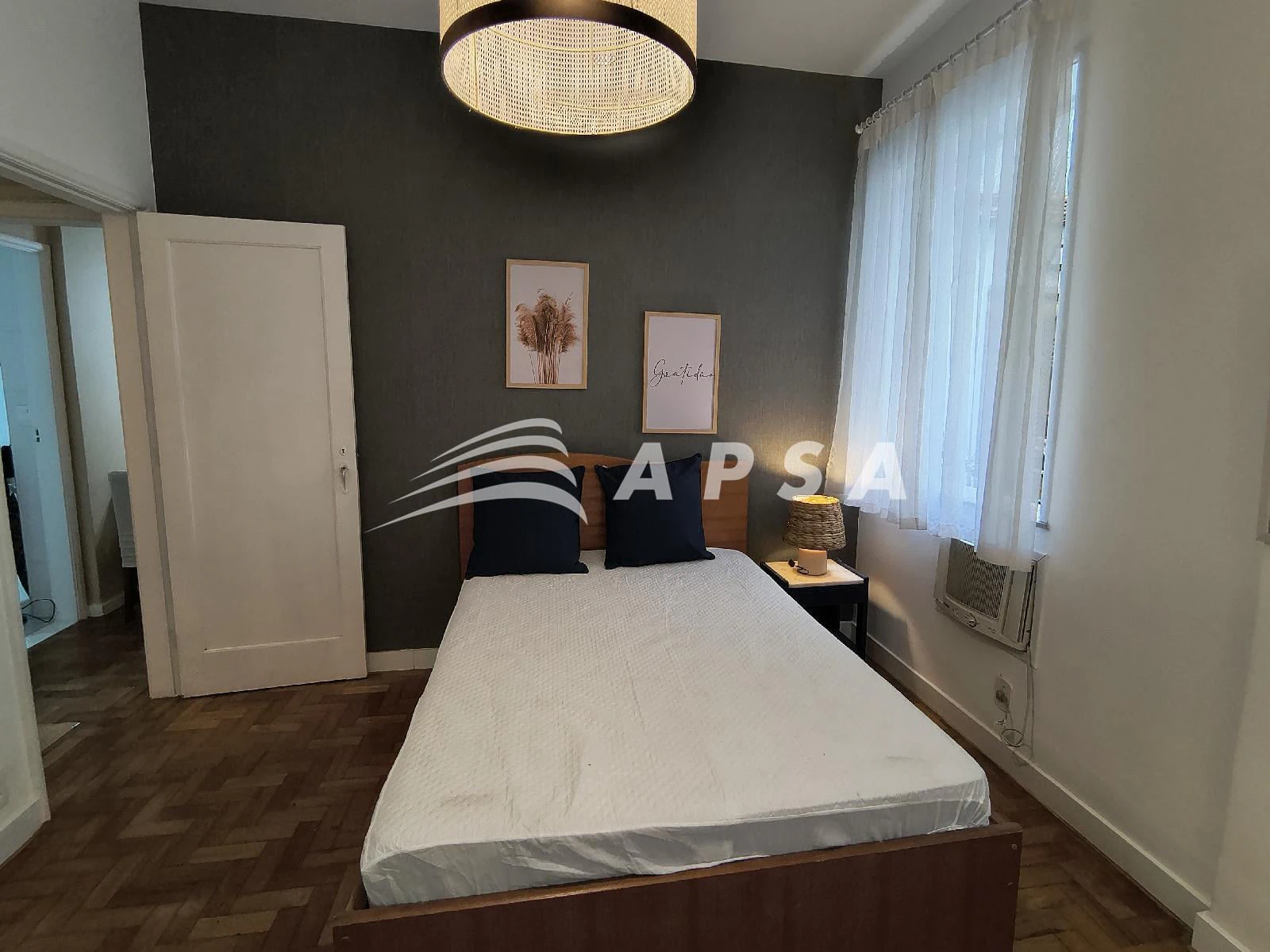 Квартира з 2 спальнями, у будинку є тренажерний зал — photo 12