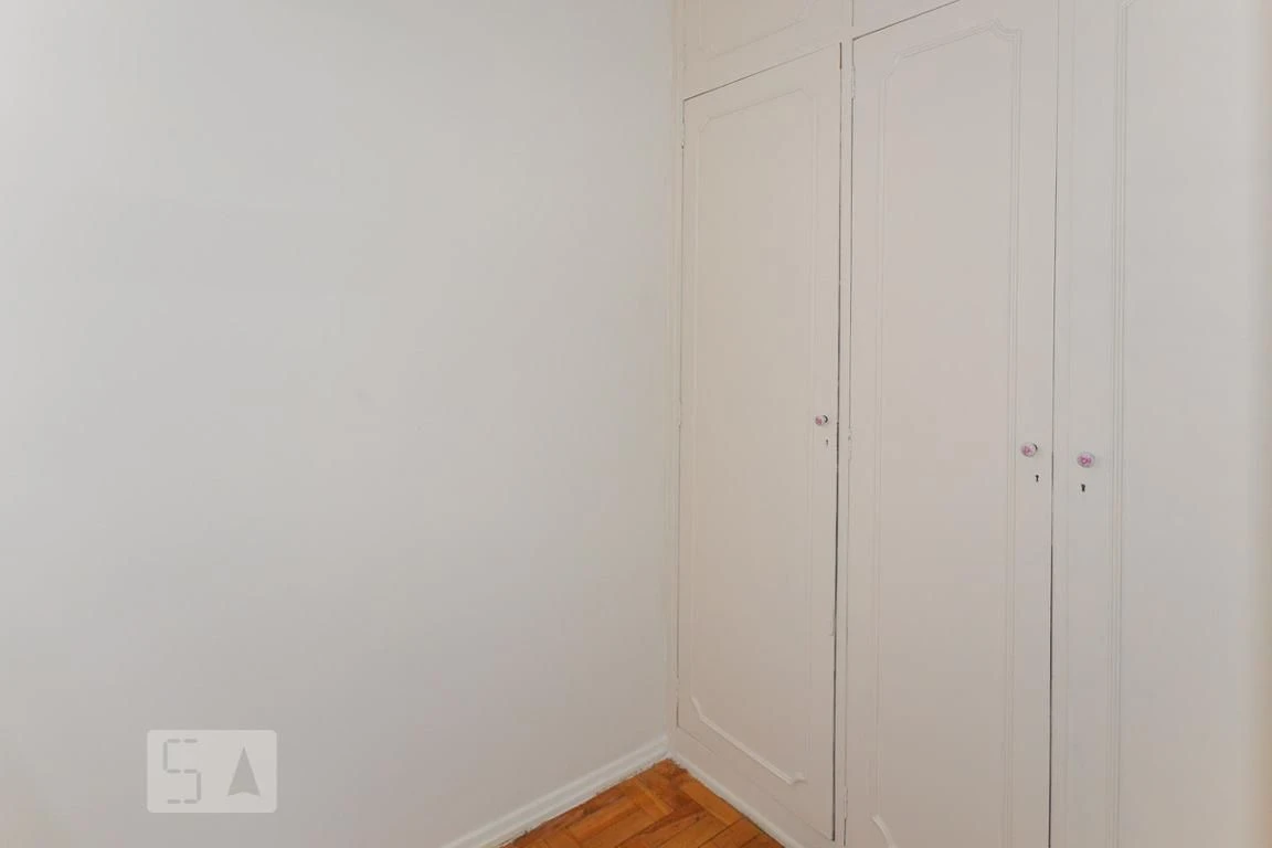 3-bedroom apartment with a mountain view — photo 14