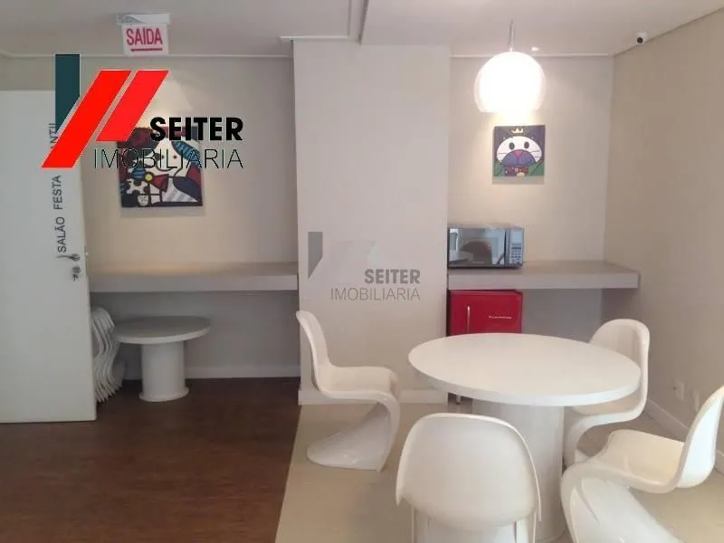 110 m² apartment with 2 bedrooms, 1 suite, balcony — photo 37