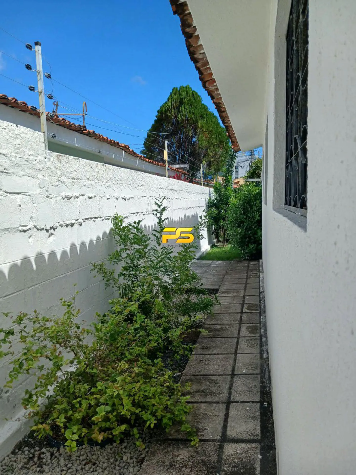 4-bedroom house, 1 with its own bathroom, 175 m² — photo 27