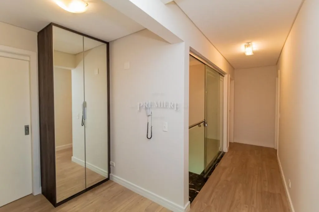 Duplex penthouse with 4 en-suite bedrooms and 260 m² — photo 20