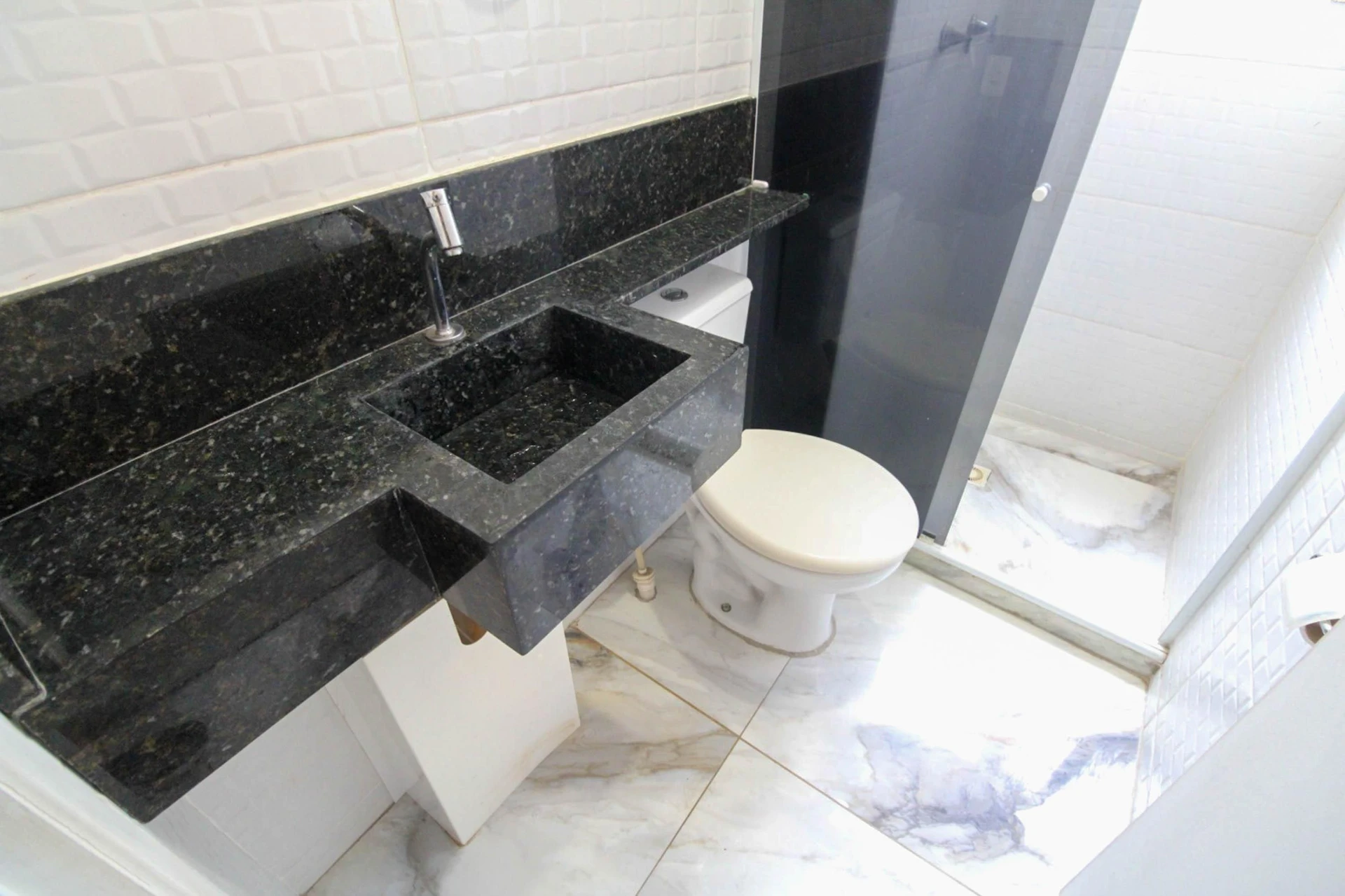 Rental apartment with 2 bedrooms and 1 parking space — photo 4