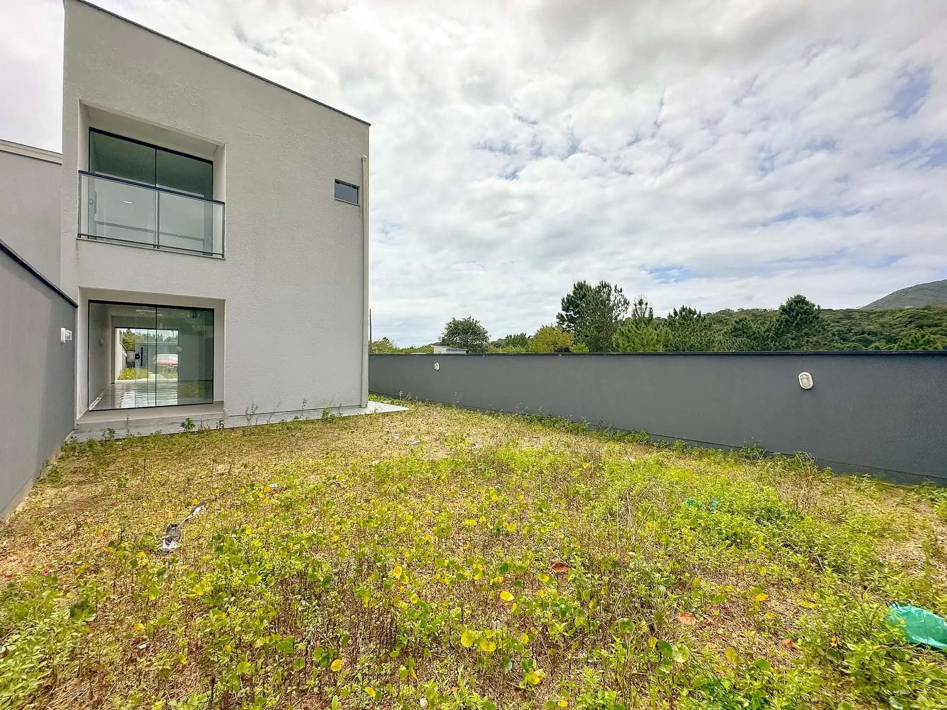 Floor-to-ceiling windows in a 3-bedroom house, 157 m² — photo 15