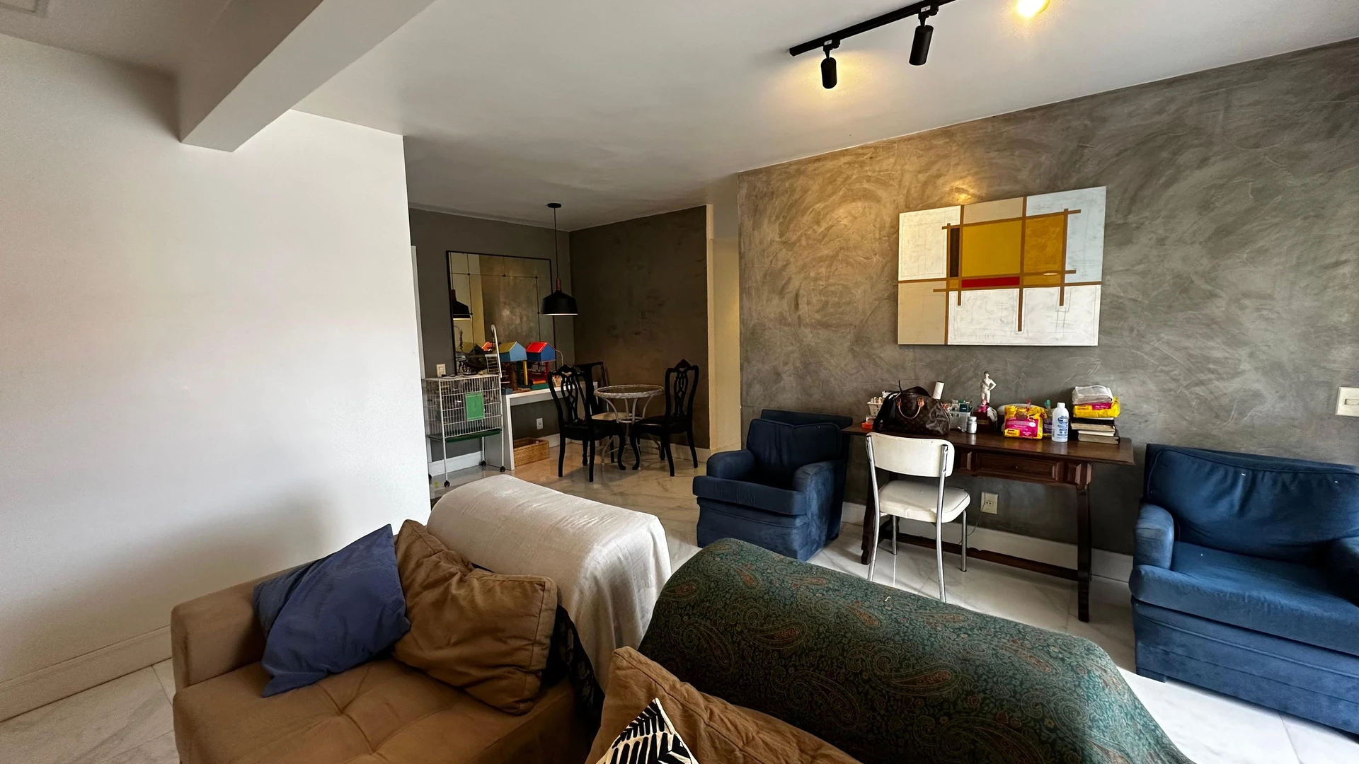 Furnished apartment with 2 bedrooms and a balcony — photo 9