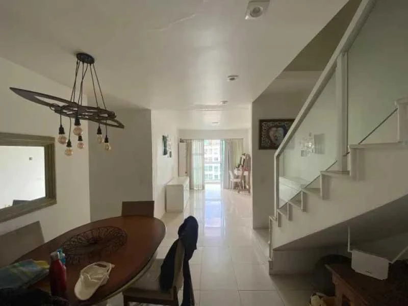 Furnished 3-bedroom apartment with enclosed glass balcony — photo 20