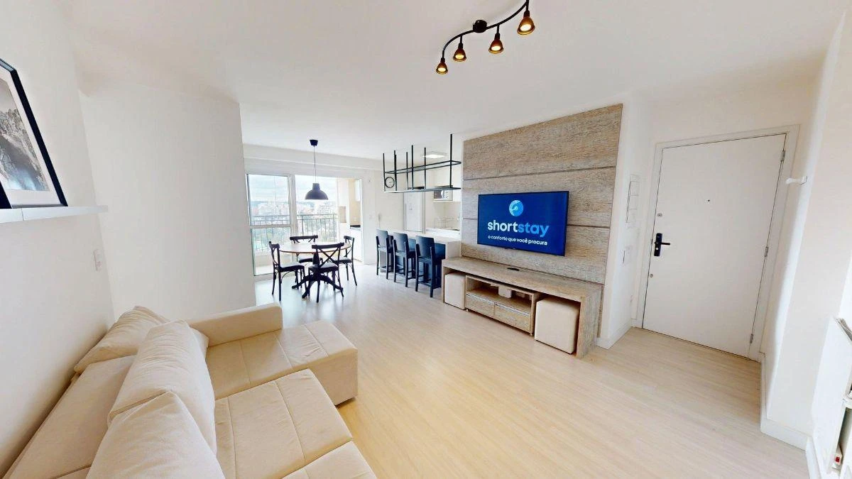 Furnished apartment, 95 m², with a glass-enclosed balcony — photo 21