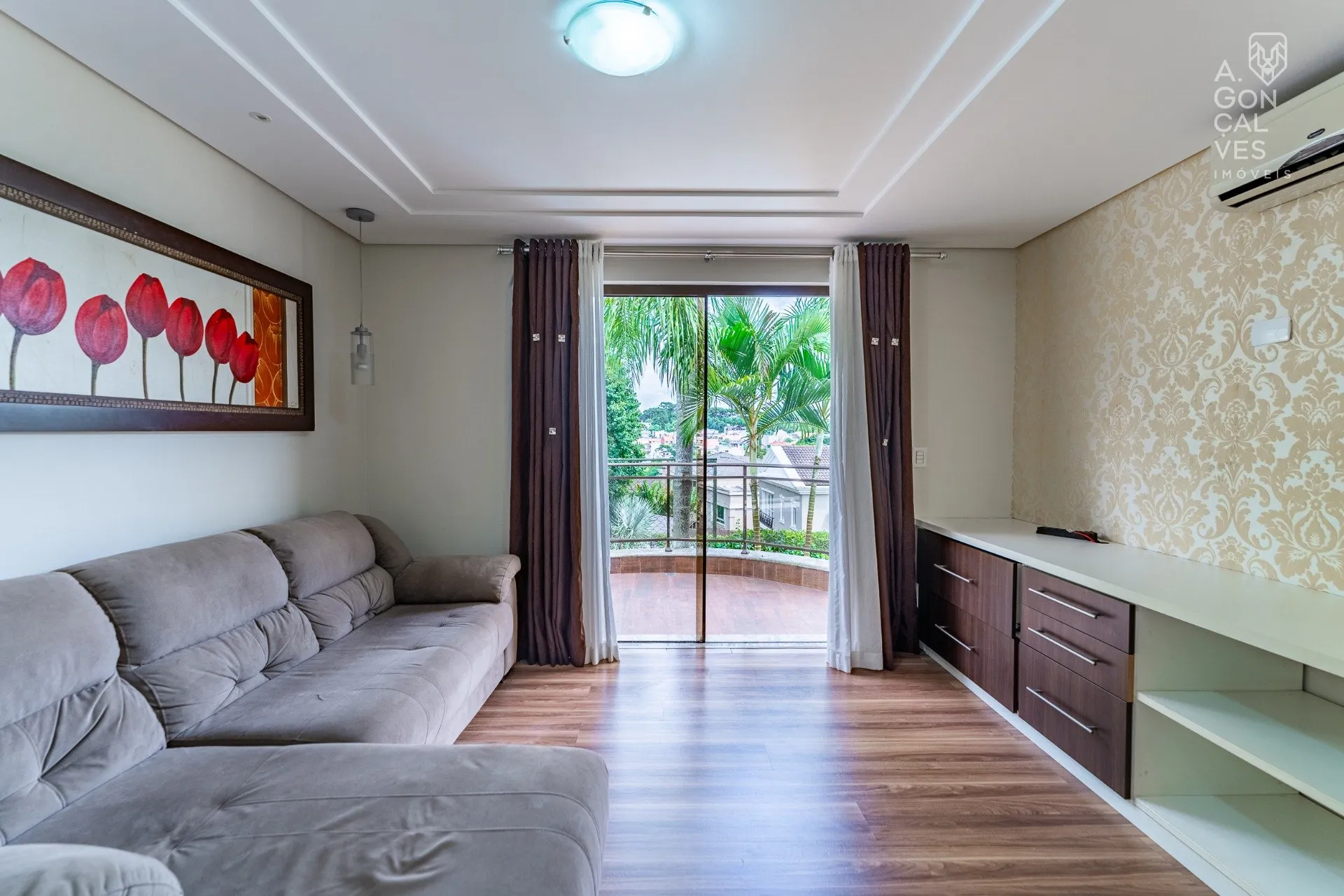 Unfurnished house with 4 bedrooms and 5 bathrooms — photo 17
