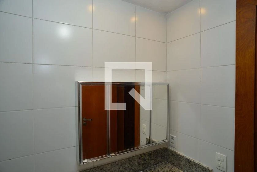 Furnished apartment, 300 m², with a glass-enclosed balcony — photo 46