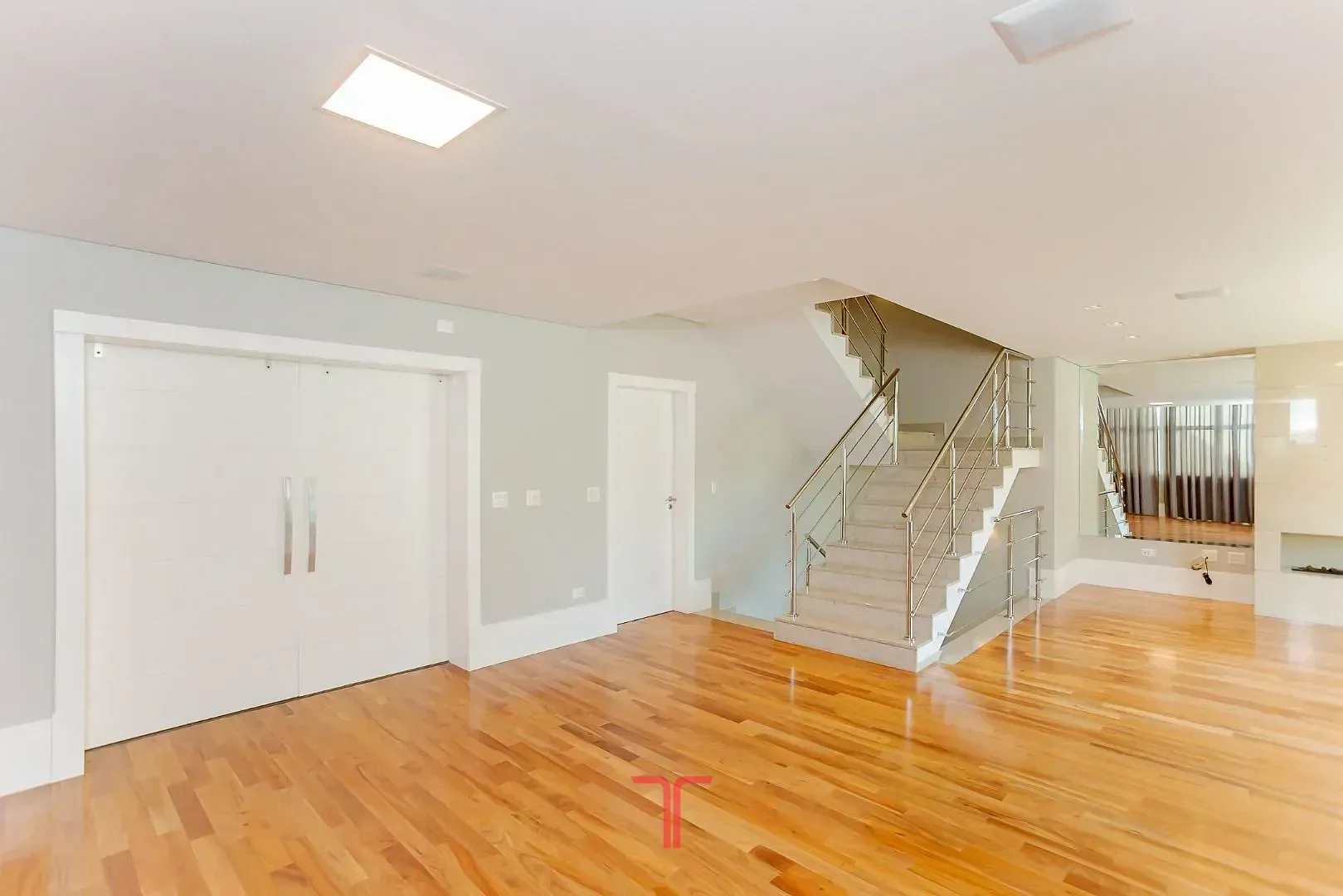 Дом 550 м² с 5 спальнями и приватным садом — photo 61