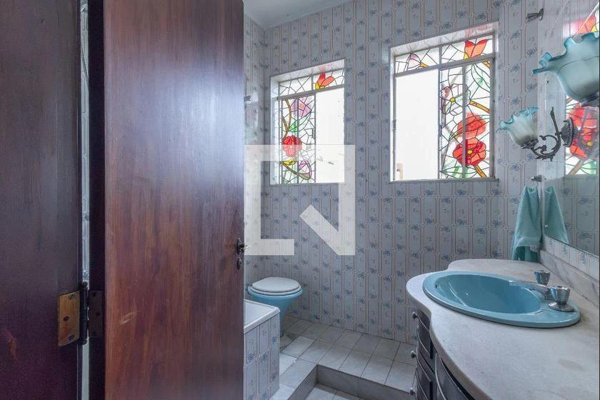 Apartamento com 4 quartos, cozinha com fogão a gás e varanda — photo 29