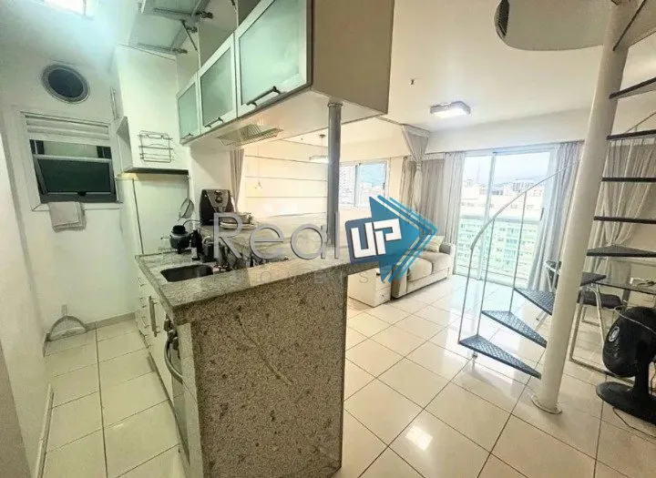 Mountain view in a 2-bedroom apartment, 110 m² — photo 11