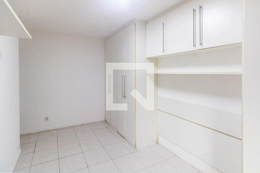 Балкон с грилем и 3 спальни: квартира 110 м² — photo 48