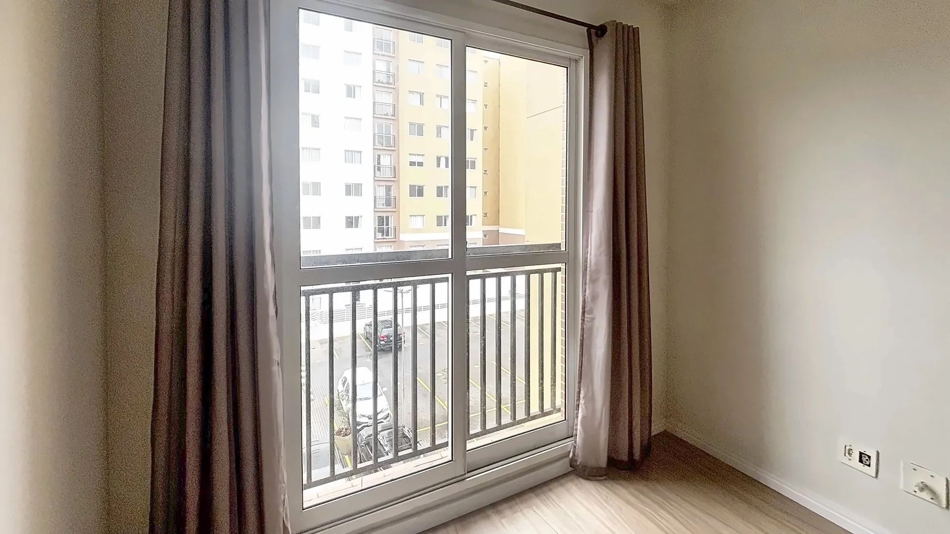 Washing machine in a 3-bedroom apartment, 73 m² — photo 16