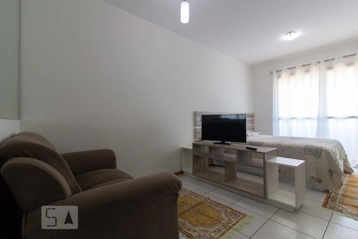 Studio de 27 m² com espaço de home office e máquina de lavar — photo 7