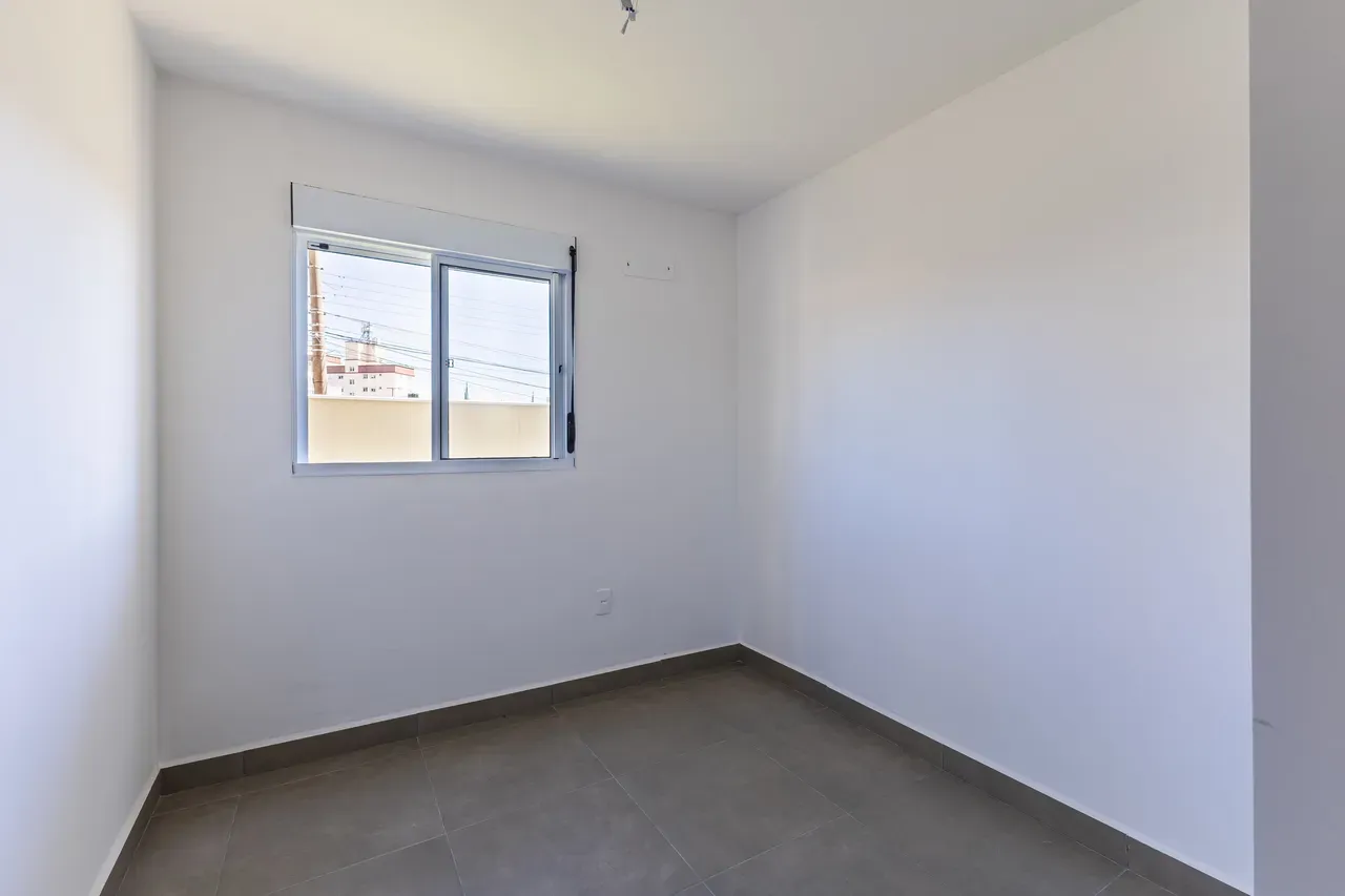 Furnished 77 m² apartment with 2 bedrooms and balcony — photo 4