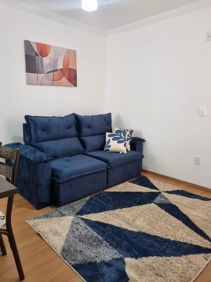 Furnished 2-bedroom apartment with a gas stove — photo 9