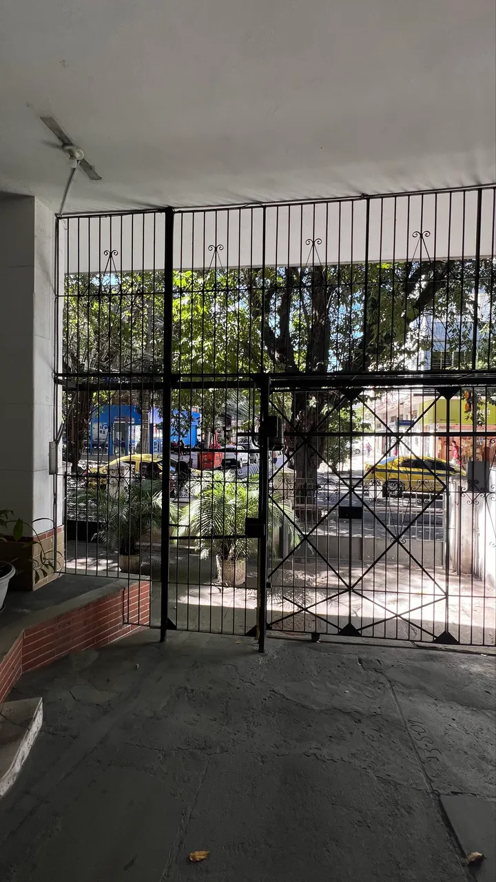 2-bedroom, 2-bath apartment with 1 parking space — photo 14