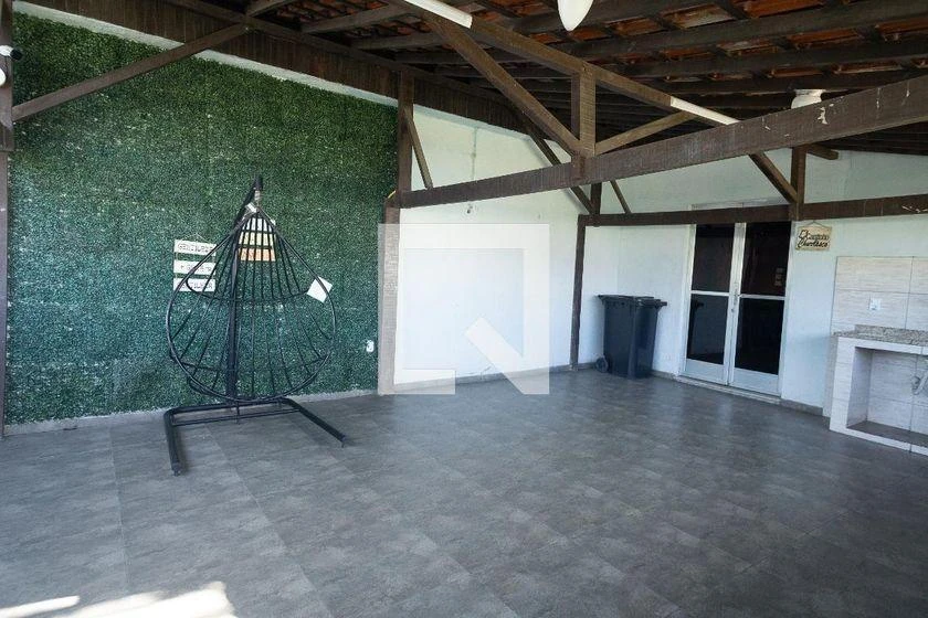 2-bedroom apartment in a building with a pool — photo 28