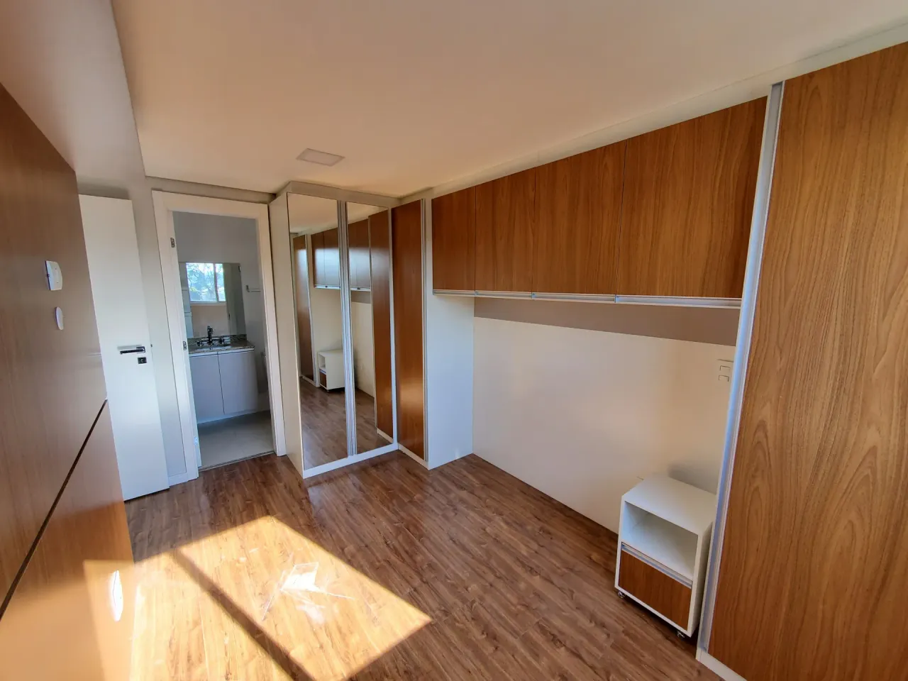 Apartamento sin muebles con 2 habitaciones y 2 baños — photo 4