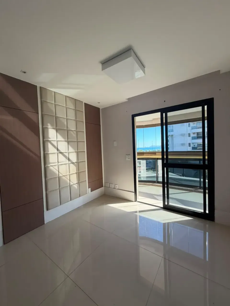 4-bedroom apartment with 5 bathrooms and 226 m² — photo 13