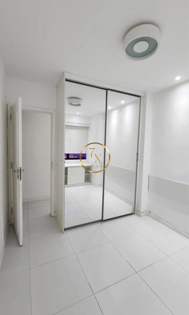 Unfurnished apartment with 4 bedrooms and closed kitchen — photo 7