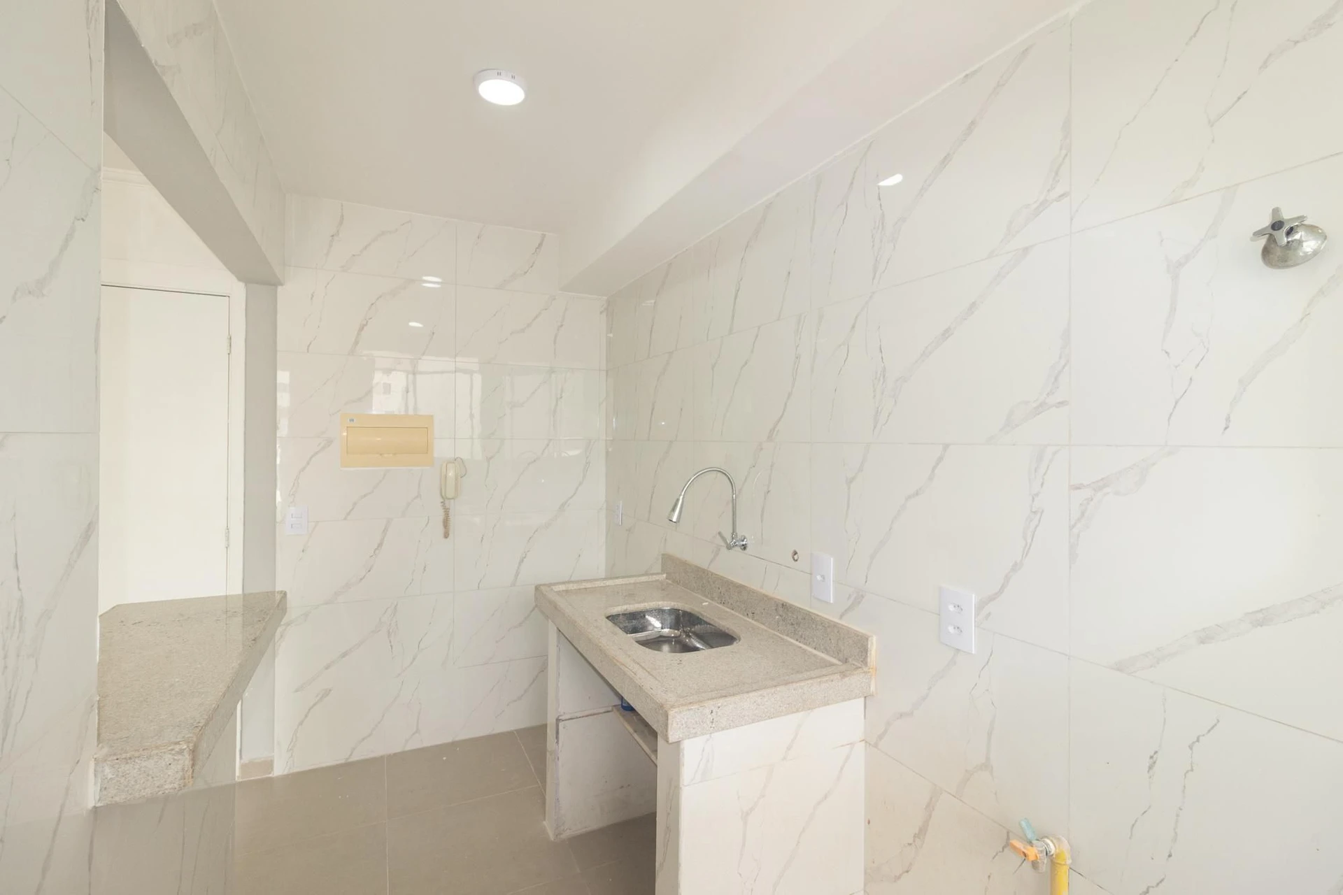 Гардеробна та 1 спальня: квартира 44 м² — photo 16