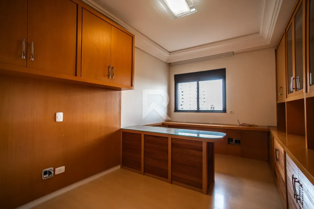 Apartamento de 4 dormitorios, 250 m², 4 baños y 4 plazas — photo 30