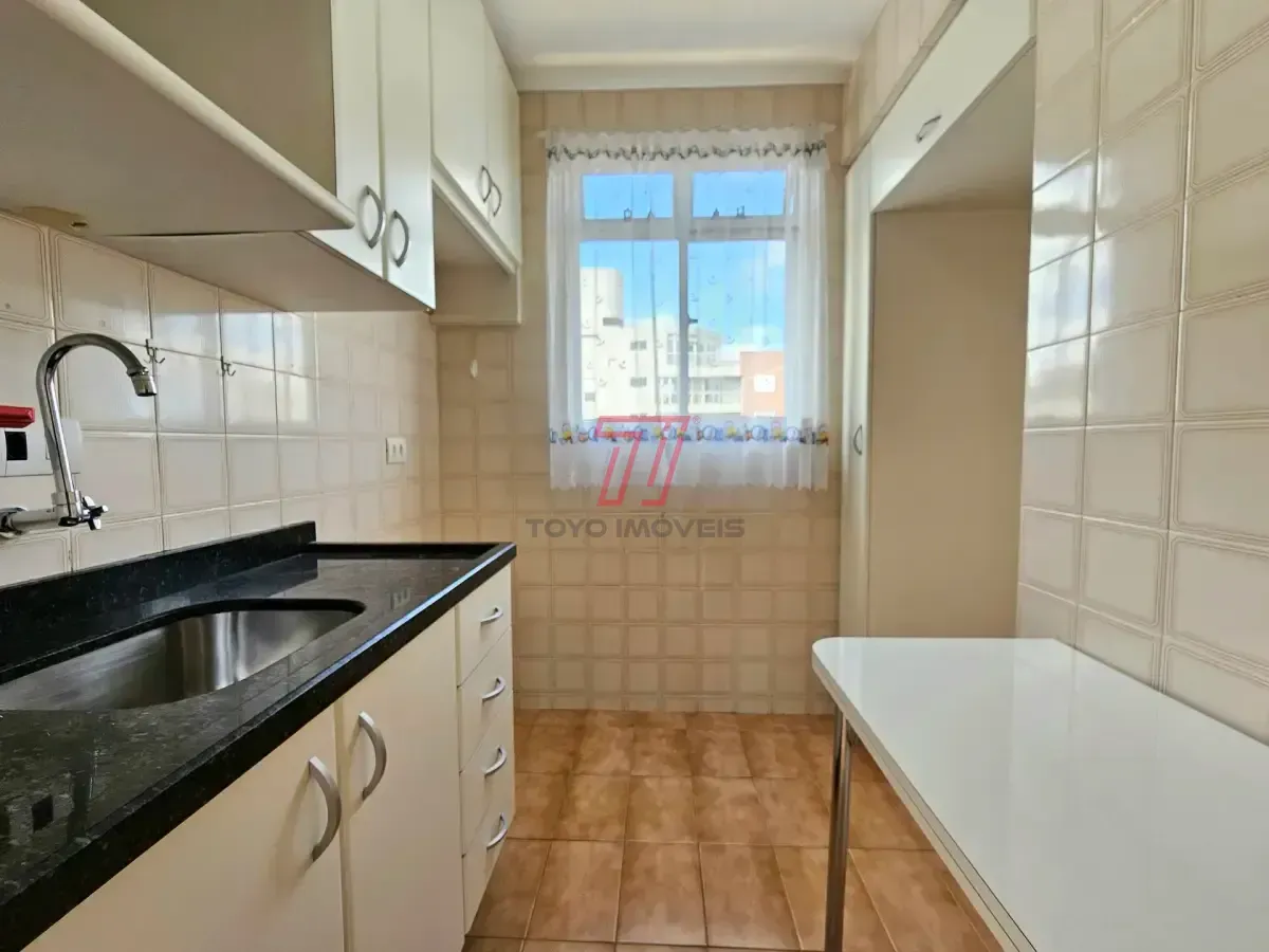 Квартира з 3 спальнями 98 м² і балконом — photo 24