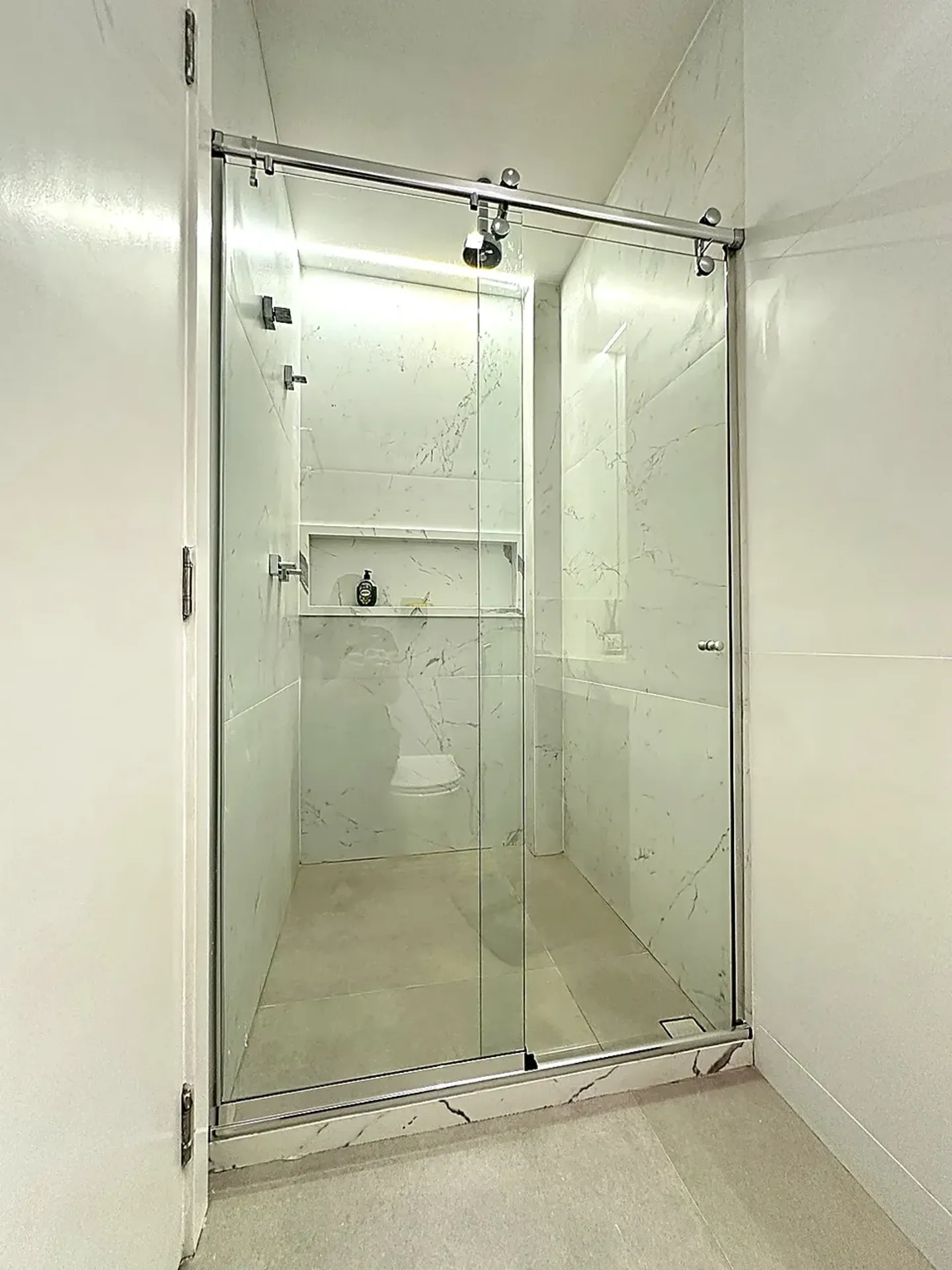 Apartamento mobiliado com 3 quartos e 3 banheiros — photo 33