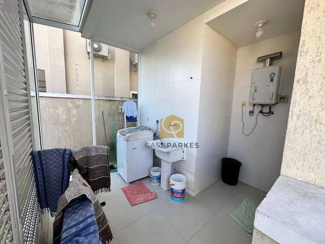Furnished 5-bedroom house with 270 m² — photo 4