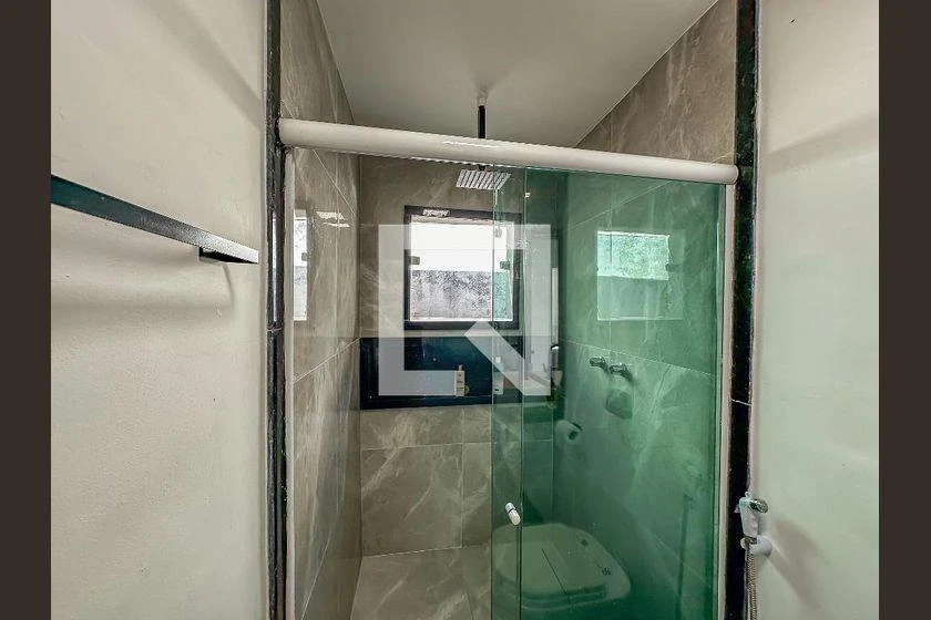 Casa mobiliada, 90 m², com janelas do piso ao teto — photo 26