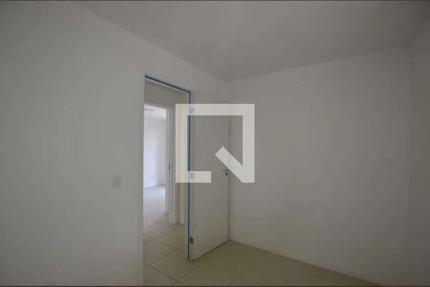 4-bedroom apartment in a building with a gym — photo 19
