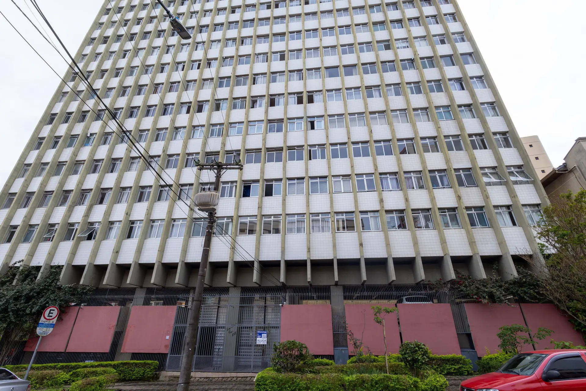 2-bedroom apartment with a washing machine in Curitiba — photo 4