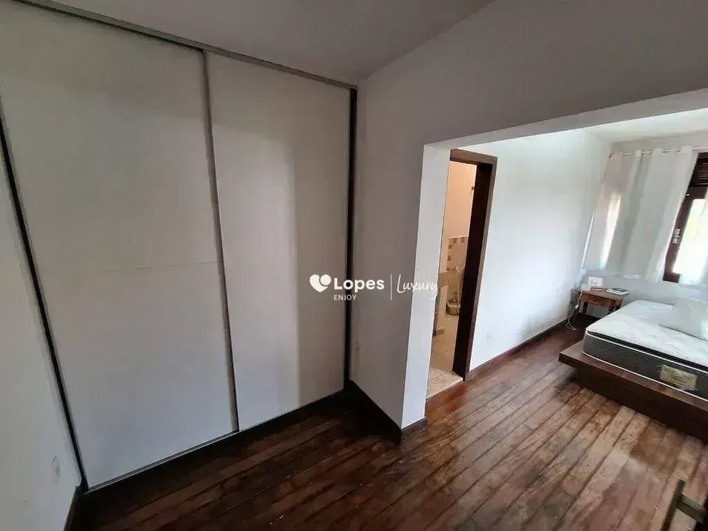 Casa com 6 quartos e 720 m² com piscina e sauna — photo 45